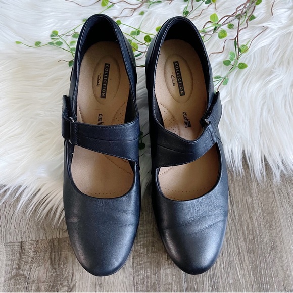 Clarks Collection Emslie Lulin Leather Mary Jane Pumps Comfort Shoe Size 9.5 - Picture 4 of 9